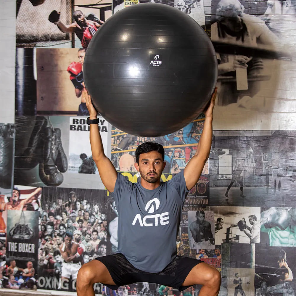Bola de Pilates 85cm Preto - Acte Sports - Loja do Fisioterapeuta
