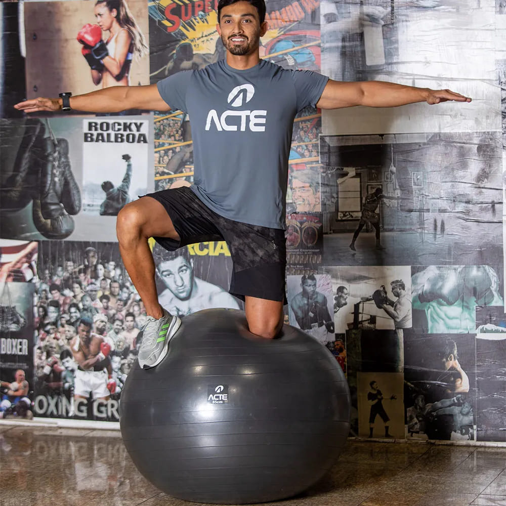 Bola de Pilates 85cm Preto - Acte Sports - Loja do Fisioterapeuta